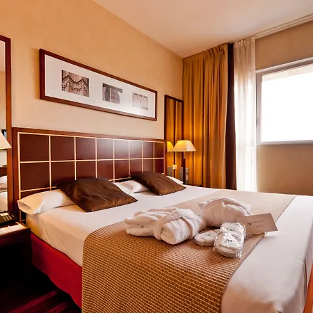Отель Eurostars 4*